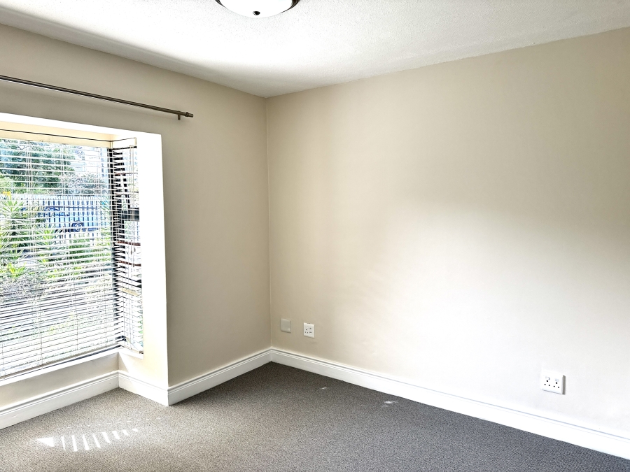 2 Bedroom Property for Sale in Knysna Central Western Cape